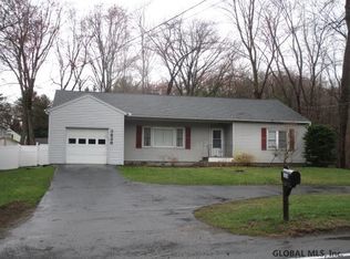 3826 Carman Rd, Schenectady, NY 12303