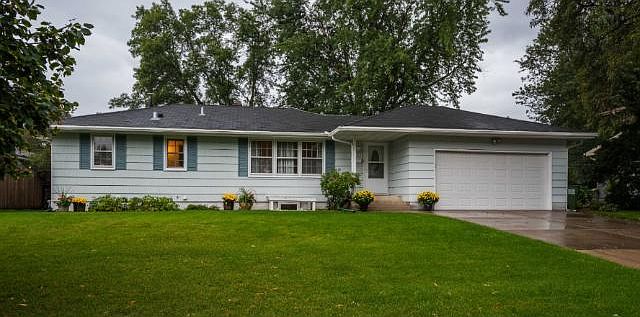 1st image of 4401 Estate Dr