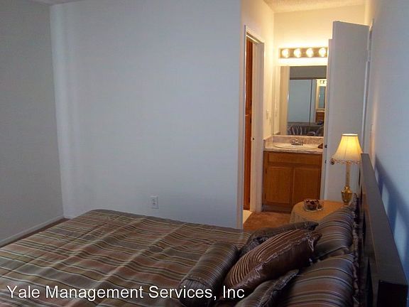 5th image of 7519 Vassar Ave APT 102