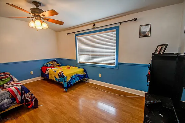 Sold by REMAX Elite | media 25