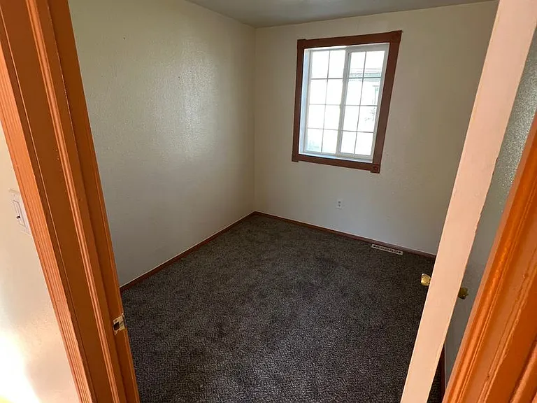 1216 Harrison Ave — Photo 10