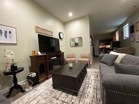 1st image of 3741 W Le Moyne St #1F
