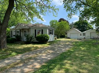 1346 Hinman St, Montgomery, IL 60538
