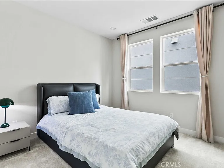 181 Pin Ln — Photo 13