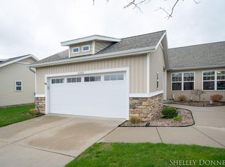 10083 S Crossroads Cir SE, Caledonia, MI 49316