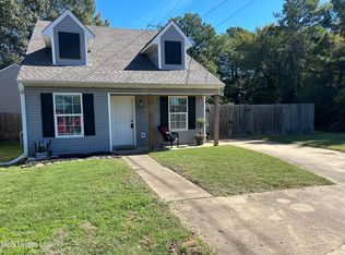 1990 E Parkway St, Hernando, MS 38632