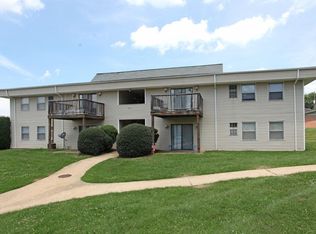410 Sanford St, Radford, VA 24141