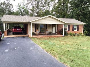 68 Blue Ridge Ln, Ridgeway, VA 24148