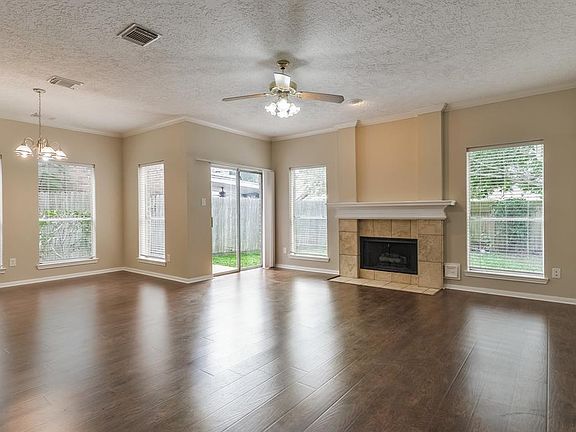 5th image of 2218 Briarwest Blvd