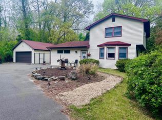 11 Mooney Pond Rd, Coram, NY 11727