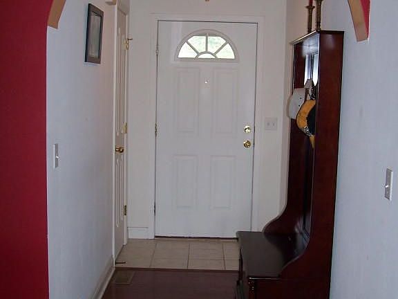 4th image of 1139 S Ventura Ave