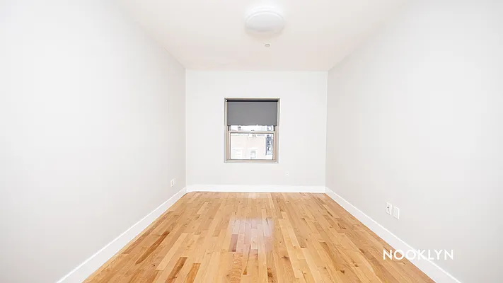 Rented by Nooklyn NYC LLC | media 19