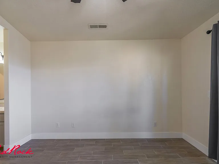 441 E Sunland Dr #6 — Photo 37
