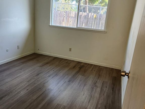 5th image of 5858 Kimberly Hill Ct