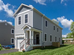 109 Wilson Ave NW, Leesburg, VA 20176