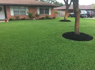 2105 Elmwood Dr, Bryan, TX 77802
