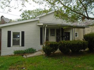 704 Broadway St, Manchester, OH