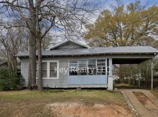 607 Lakeview St, Pineville, LA 71360
