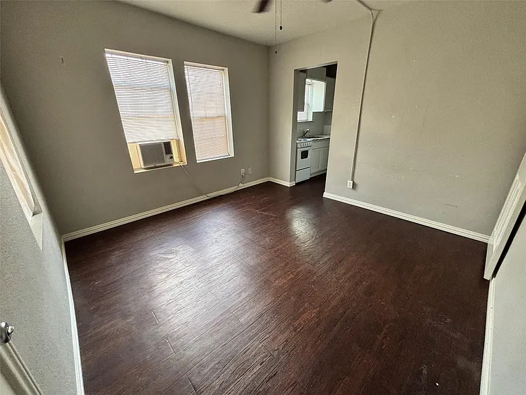 309 Hutcheson St #1 — Photo 4