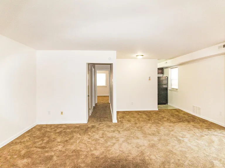Lea Boulevard Apartments — Photo 6
