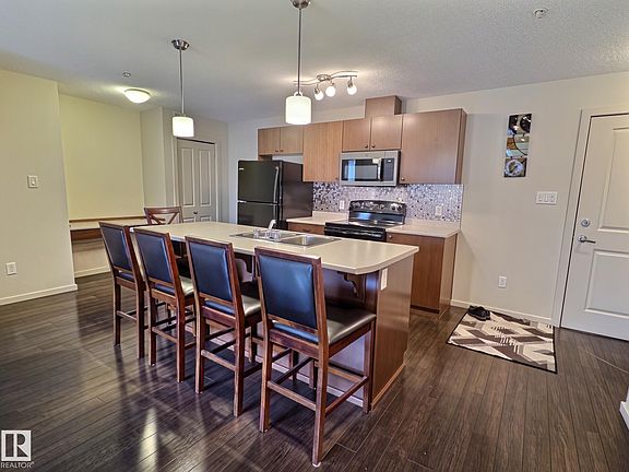 2nd image of 508 Albany Way NW #106