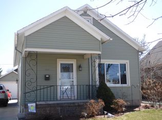 1317 S 21st St, Manitowoc, WI 54220