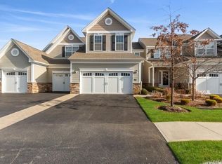 29 Evan Ct, Fishkill, NY 12524