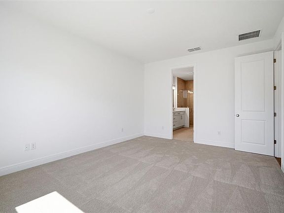 5th image of 6177 Jensen View Ave