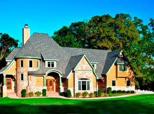 N3001 Lake Forest Cir, Lake Geneva, WI 53147