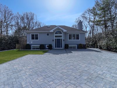15 Palo Alto Drive, Hampton Bays, NY, 11946