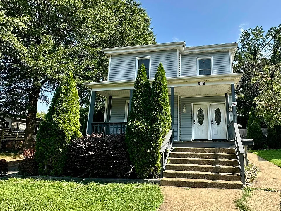 908 Page St