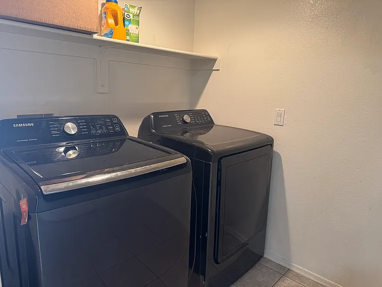 4826 W New World Dr — Photo 8