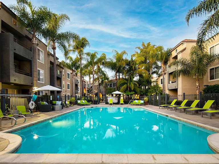 Mission Pacific Apartments — Photo 15