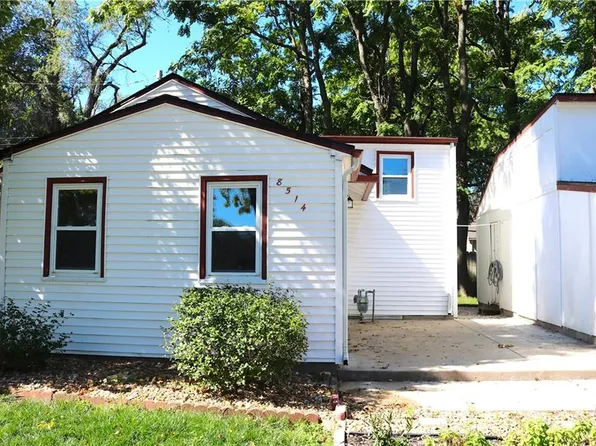 8514 Benson St, Overland Park, KS 66212