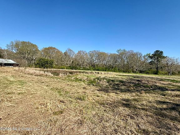 4th image of Neal Rd