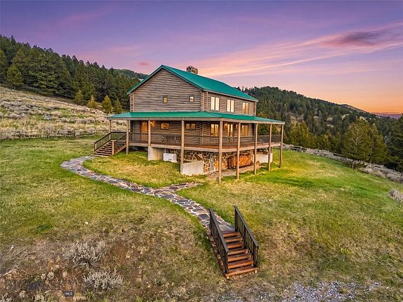 2nd image of 755 Coffee Creek Rd