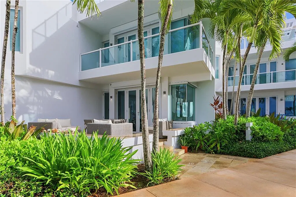 3 bed, 3.0 bath, 3400 sqft, $6,000 — Photo 3