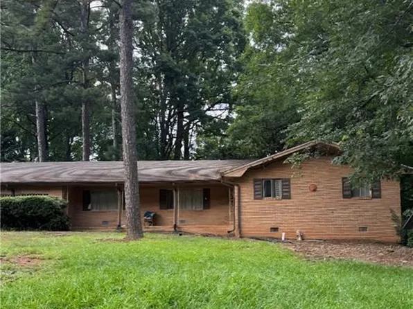 4312 E Kings Point Cir, Atlanta, GA 30338