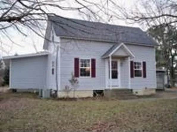 1117 Falcon Rd, Carbondale, IL 62902