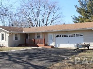 504 Hillcrest Rd, Dahinda, IL 61428