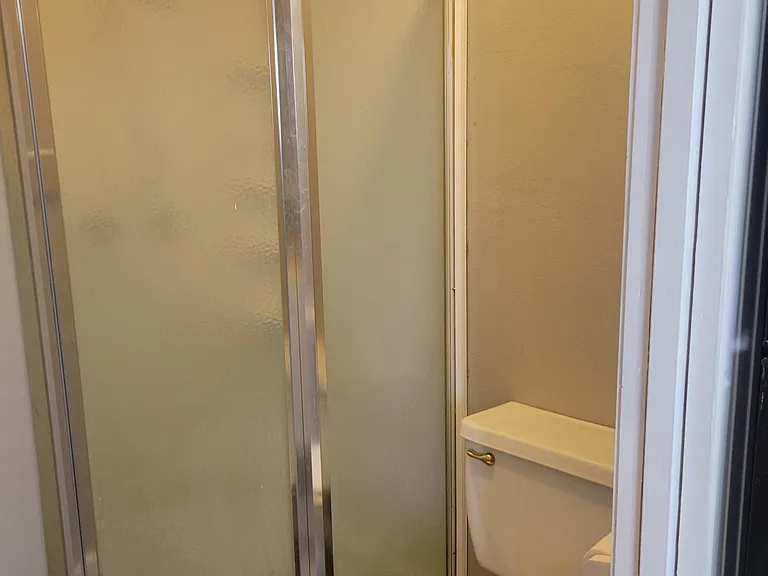 1471 N Zenobia St #C — Photo 6