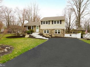 1528 Park Dr, Jamison, PA 18929