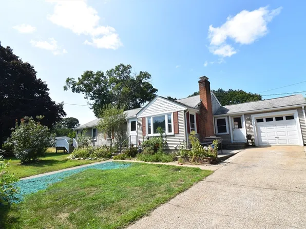 3 Miriam Dr, Attleboro, MA 02703