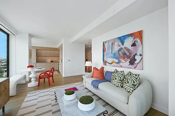 Rented by Brookfield (Funnel) | media 29