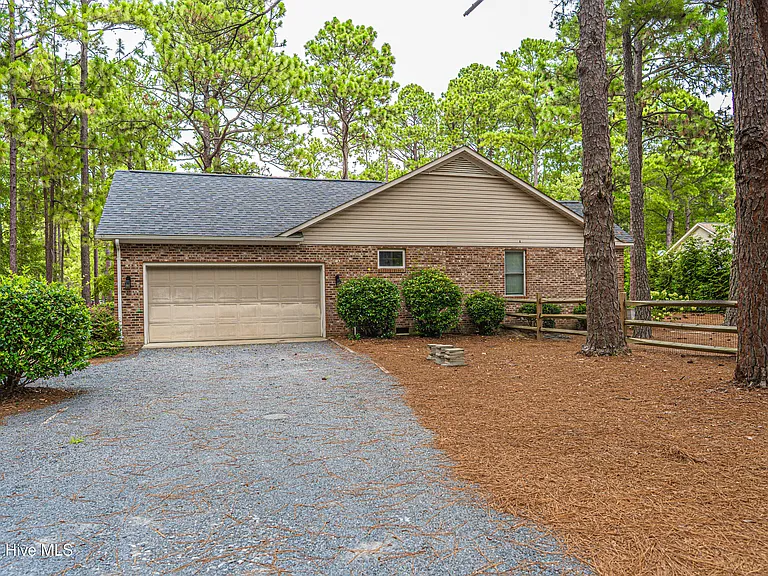 104 Juniper Creek Blvd — Photo 48