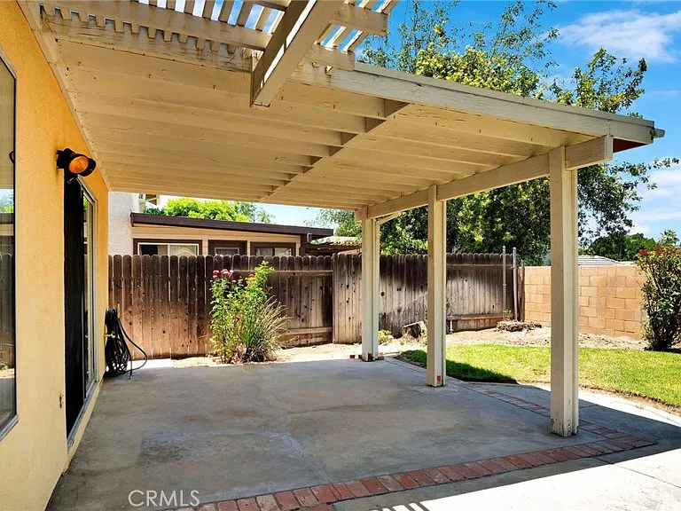 26342 Snowden Ave — Photo 37