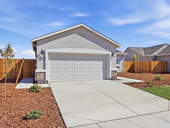 5th image of 402 Kittyhawk Dr