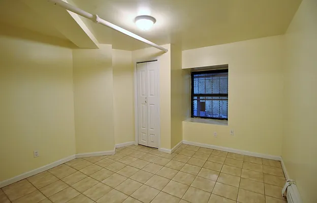 Rented by Julianna Realty Corp | media 8