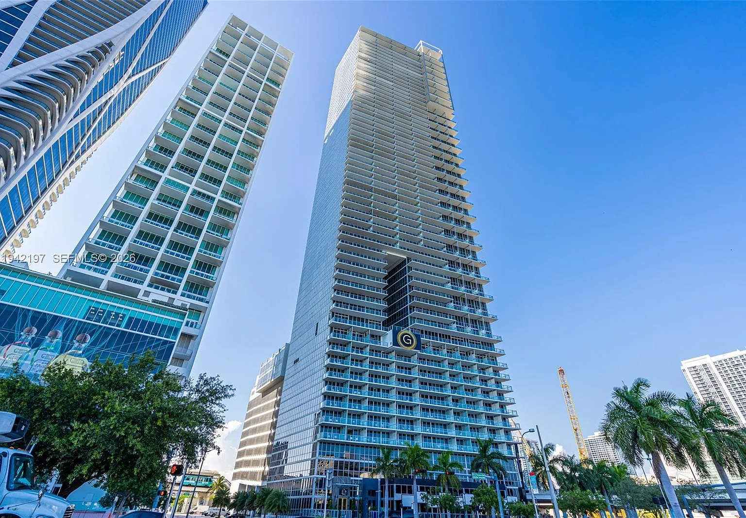 Marquis Condo — Photo 2