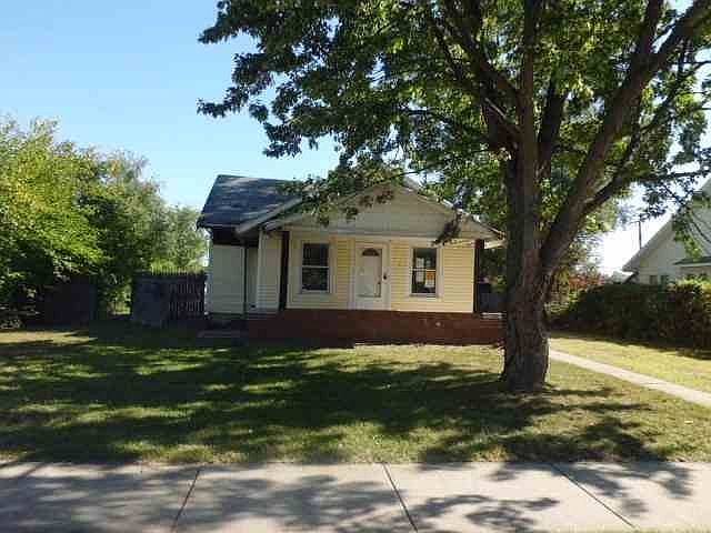 1st image of 2622 Morton Ave
